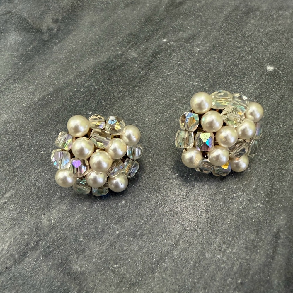 Vintage Pearl Iridescent Crystal Clip On Japan Earrings - Picture 5 of 7